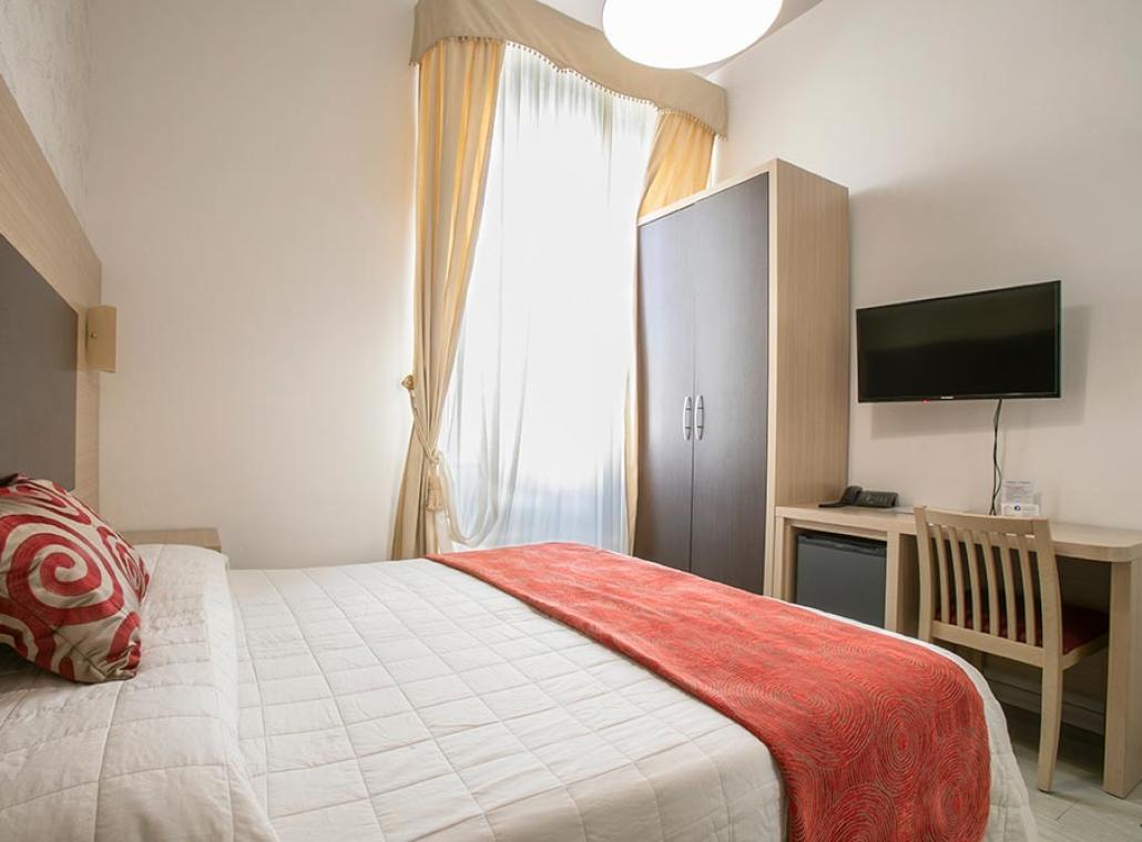 hotelplayaviareggio en standard-rooms 020