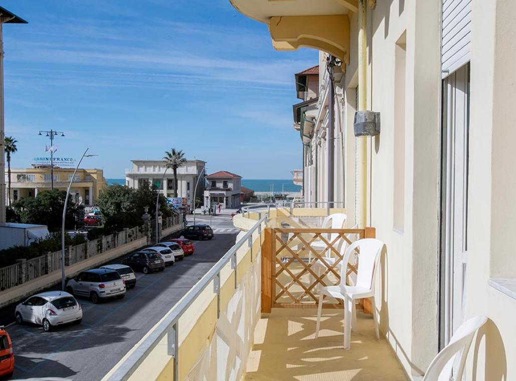 hotelplayaviareggio en rooms-and-prices 040