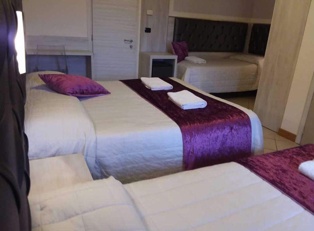 hotelplayaviareggio en rooms-and-prices 033