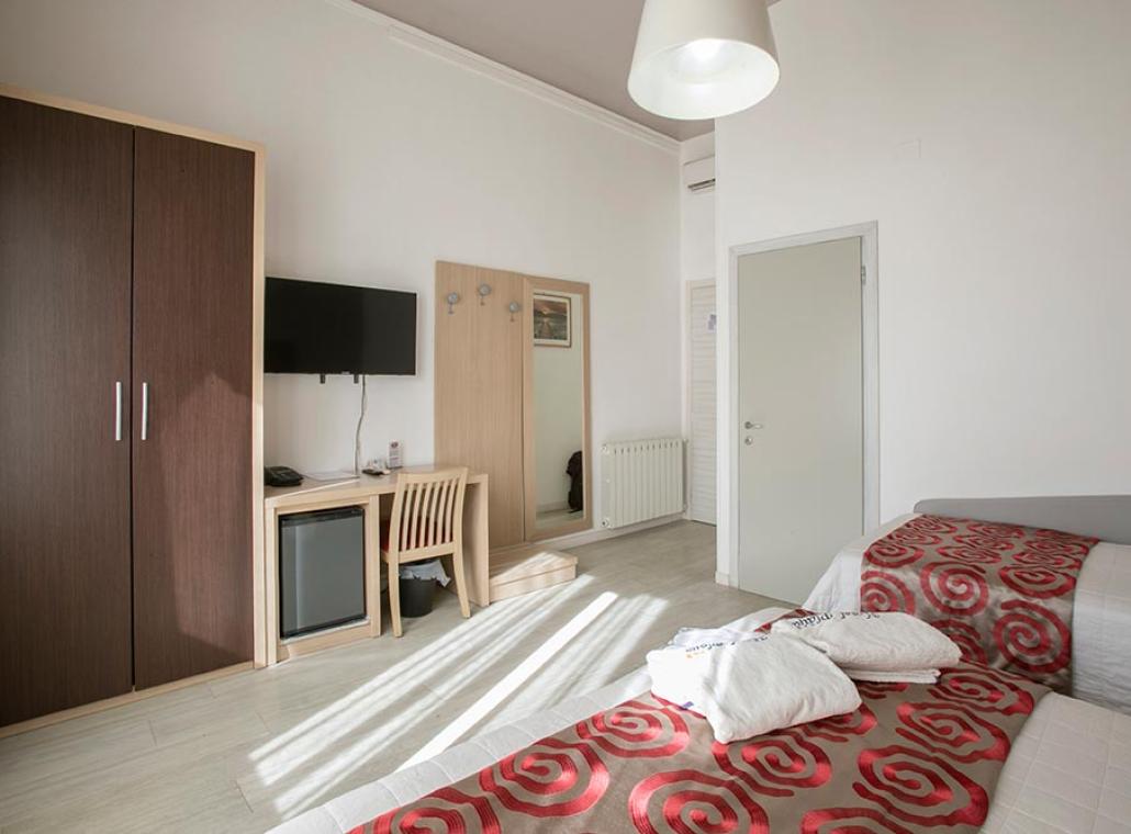 hotelplayaviareggio en rooms-and-prices 037