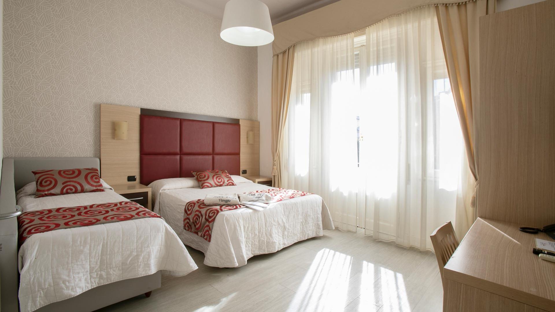 hotelplayaviareggio en rooms-and-prices 010
